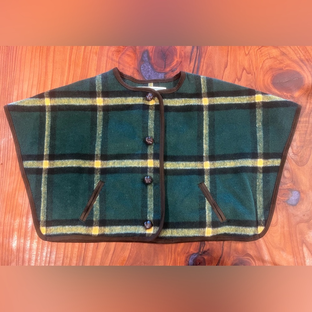 Janie & Jack Riding Lesson Cape Poncho Green Plaid 6-12 Months (w/room to grow)